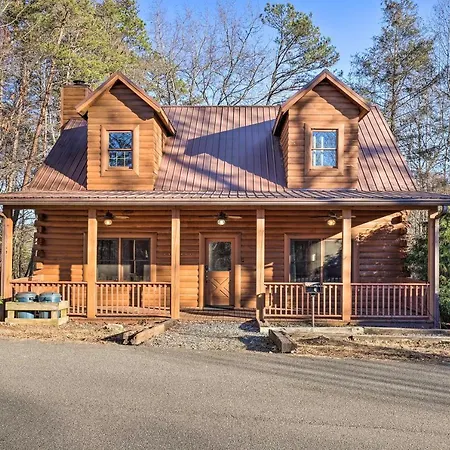 Bryson City Cabin With Private Hot Tub And Game Room